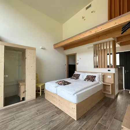 Agritur La Corte Dei Ciliegi * Trento